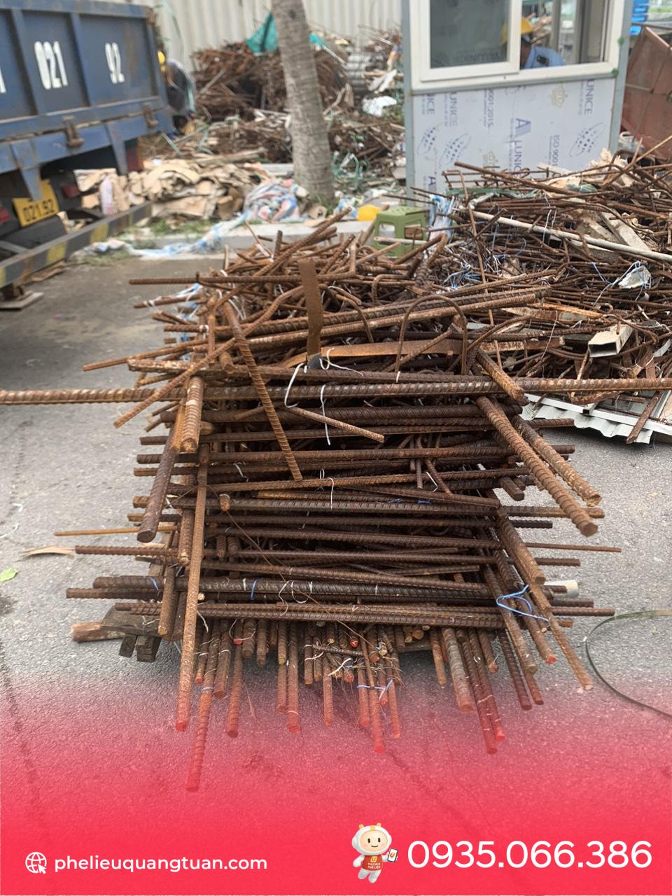 Thu mua phế liệu sắt