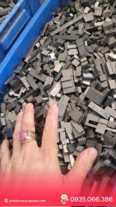 phe lieu hop kim gia cao